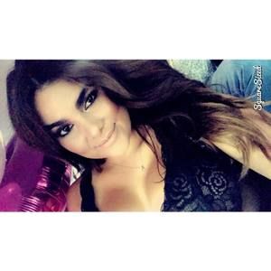 Meet your Posher, Deyana